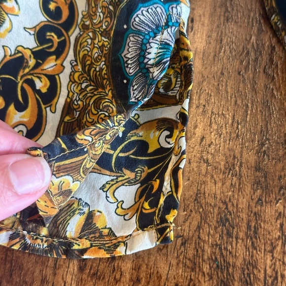 Caracas Collection | 100% Silk Baroque Print Button Down Shirt, Size M - Picture 6 of 9
